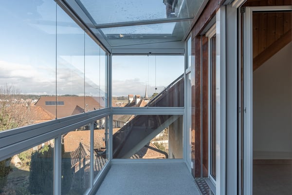 Grosse 4-Zimmer-Maisonette-Wohnung mit Sauna und herrlicher Aussicht in Schüpfen 4