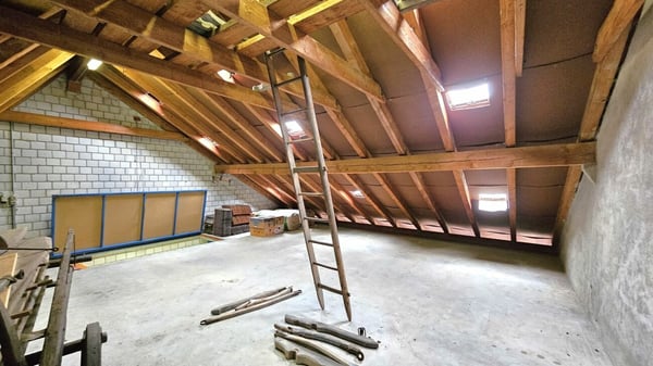 *RESERVIERT!* - Gewerbehaus mit 430 m² Nutzfläche mitten in Läufelfingen 8