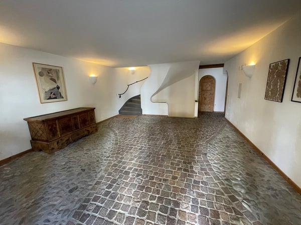 Heimeliges 1,5-Zimmer-Appartement an absolut ruhiger Lage in Celerina zu verkaufen 3