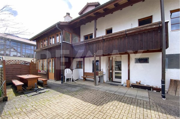 erfolgreich vermietete Wohnungen an ländlicher und zentraler Wohnlage 2