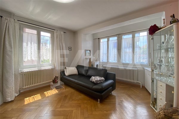 charmantes Familienhaus mit viel Potenzial in zentraler, sonniger Lage 7