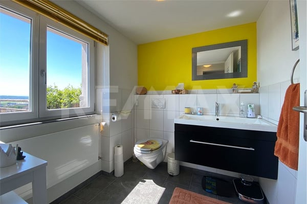 ein Bijou mit viel Sonne, sehr ruhige Lage und herrliche Weitsicht 3