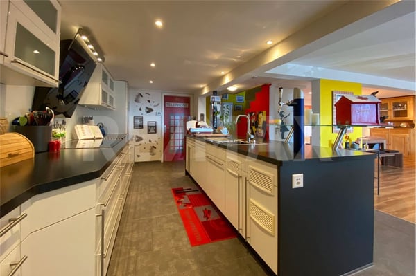 ein Bijou mit viel Sonne, sehr ruhige Lage und herrliche Weitsicht 4