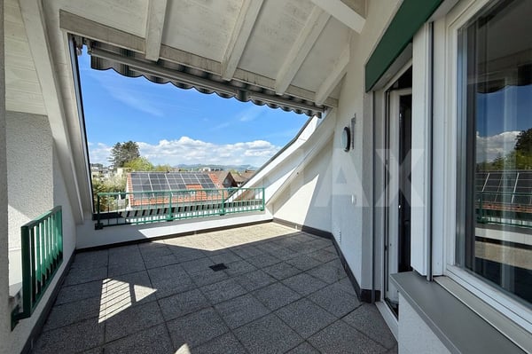 Charmante Dachwohnung mit Cheminée und Terrasse in ruhigem Quartier 8