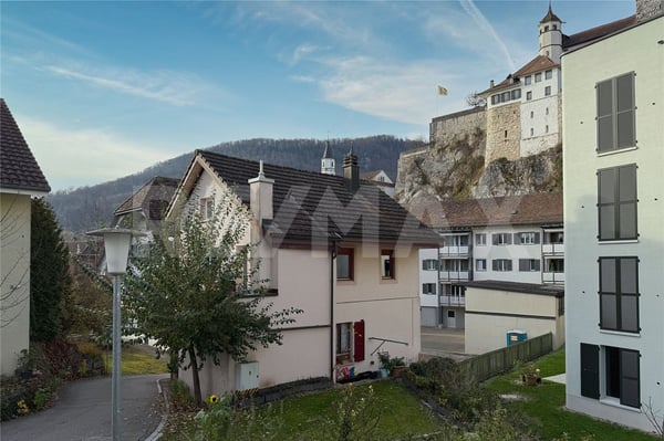 Ihr neues Zuhause mit Geschichte und Charme sowie mit Blick auf die Festung Aarburg 3