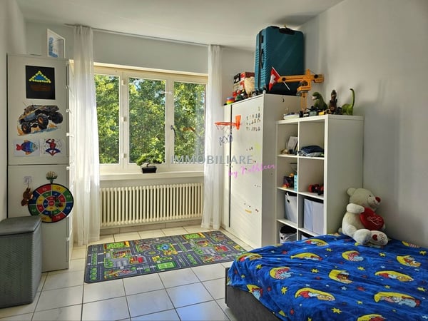 Ferienwohnung am Park, ruhig, Weitblick, niedrige Spesen, Stellplatz 9