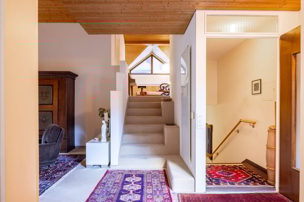 Wohnhaus mit Hotel und Restaurant in Gurtnellen UR 6