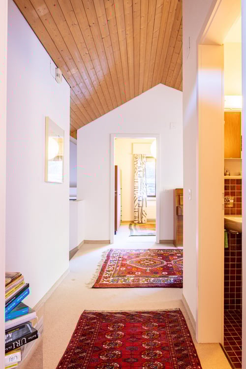 Wohnhaus mit Hotel und Restaurant in Gurtnellen UR 8