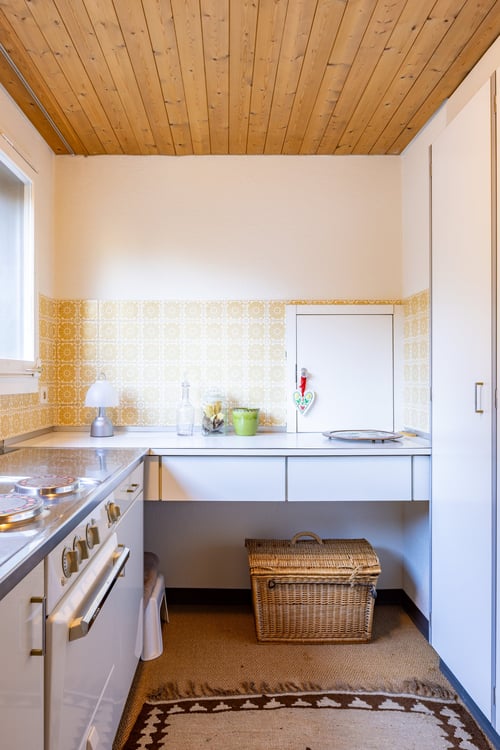 Wohnhaus mit Hotel und Restaurant in Gurtnellen UR 9