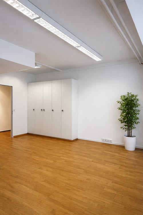 Gewerbe-/Büroräumlichkeiten nähe Klusplatz, zuzügl. Archiv-/Lagerraum 3