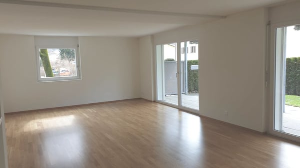 Helle 3.5-Zimmer-Wohnung mit Sitzplatz 10