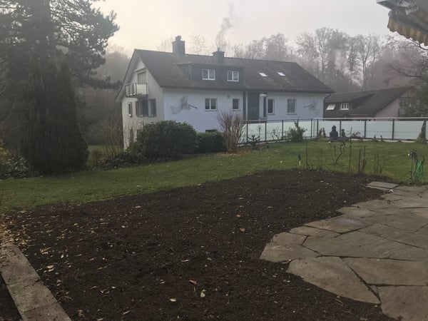 PER 1. AUGUST 2026 VERMIETEN WIR EINE GEMÜTLICHE 3-ZIMMERWOHNUNG AN BESTER WOHNLAGE 6