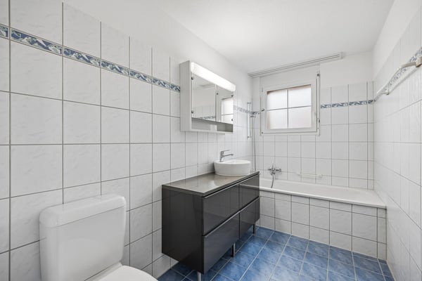 4.5-Zimmer-Dachmaisonettewohnung mit Balkon und Einstellplatz 9