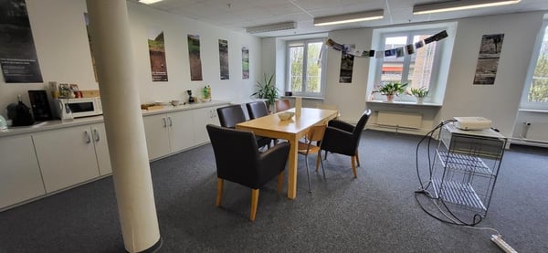 Büro/Atelier/Therapieräume mit Industriecharme 30-63 m2 8