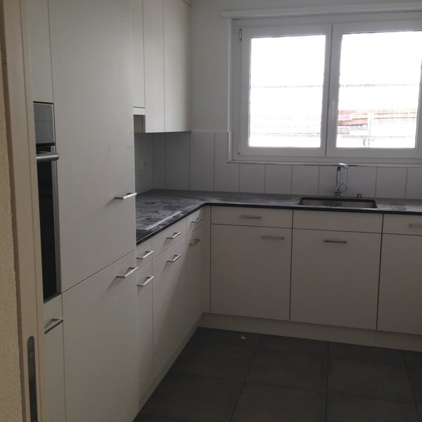Charmante 4-Zimmer-Wohnung an top Lage in Uster 4