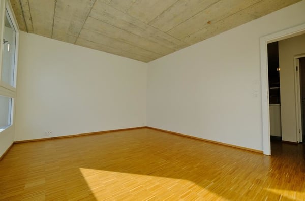 8.5 Zimmerwohnung im Herzog & De Meuron Turmhaus im Zellweger Park 11