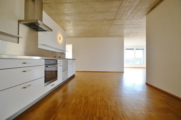 8.5 Zimmerwohnung im Herzog & De Meuron Turmhaus im Zellweger Park 3