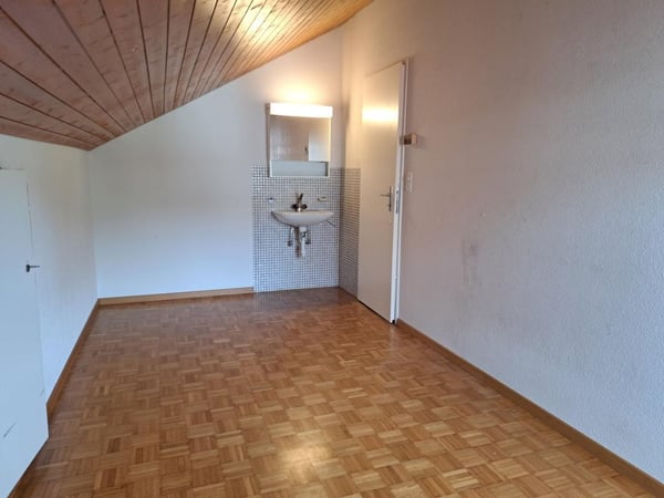 5.5-Zimmer-Maisonettewohnung befristet bis 30.09.2027 8