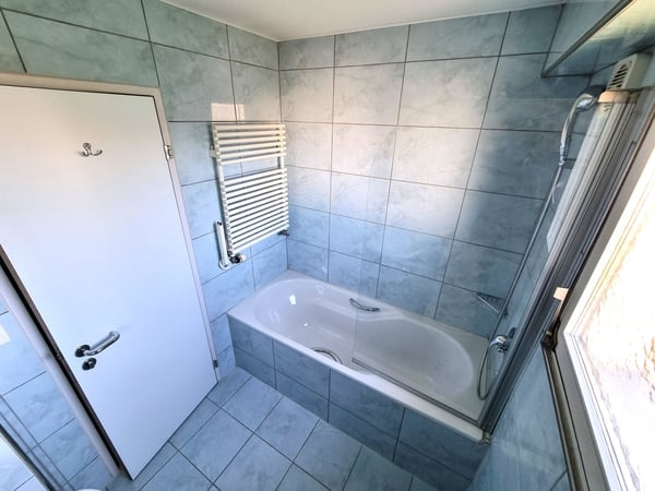 Freistehendes Einfamilienhaus mit Garten, Charme und Potenzial in Volketswil/Hegnau 21