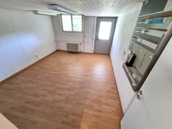 Freistehendes Einfamilienhaus mit Garten, Charme und Potenzial in Volketswil/Hegnau 22