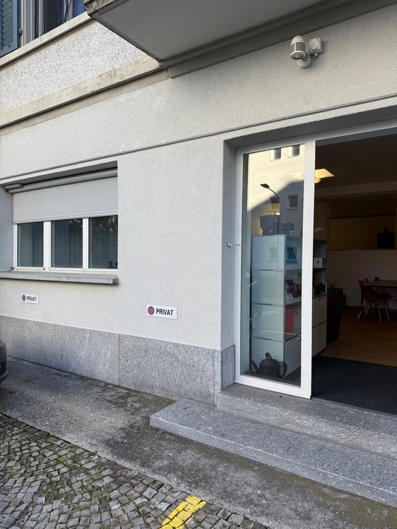Ausgebaute Bürofläche zwischen Schaffhauserplatz und Seilbahn Rigiblick zu vermieten 3