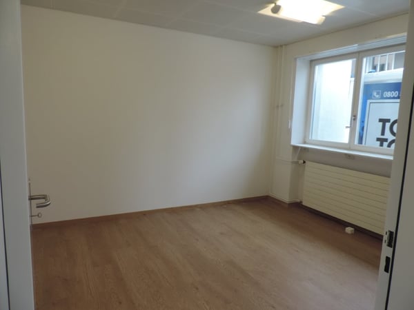 Ausgebaute Bürofläche zwischen Schaffhauserplatz und Seilbahn Rigiblick zu vermieten 13