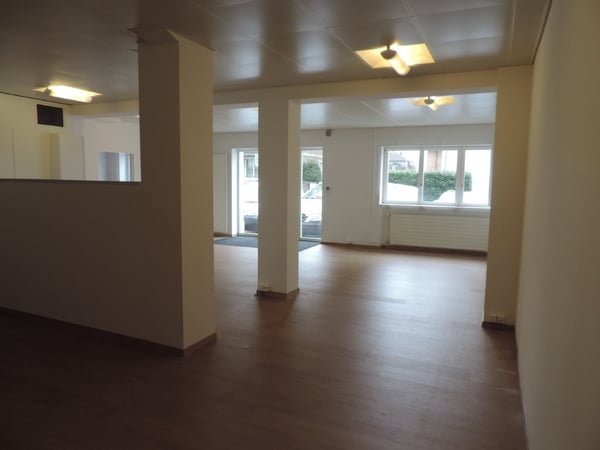 Ausgebaute Bürofläche zwischen Schaffhauserplatz und Seilbahn Rigiblick zu vermieten 6