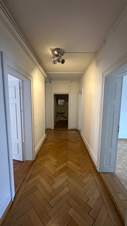 charmante Büroräumlichkeiten an zentraler Lage - Kreuzplatz 6