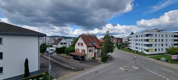 Grosszügige sanierte 4.5-Zimmer-Wohnung in Dübendorf mit Balkon 14