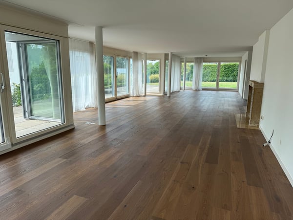 Einzigartige, grosszügige 5.5-Zimmerwohnung mit Garten und Cheminée 2