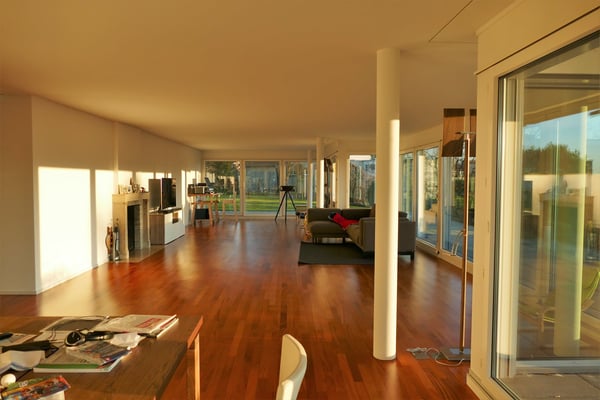 Einzigartige, grosszügige 5.5-Zimmerwohnung mit Garten, Terrasse und Cheminée 6