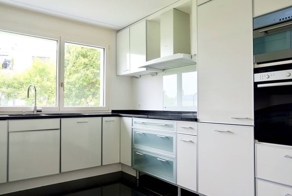 Einzigartige, grosszügige 5.5-Zimmerwohnung mit Garten, Terrasse und Cheminée 7