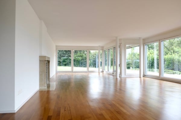 Einzigartige, grosszügige 5.5-Zimmerwohnung mit Garten, Terrasse und Cheminée 2