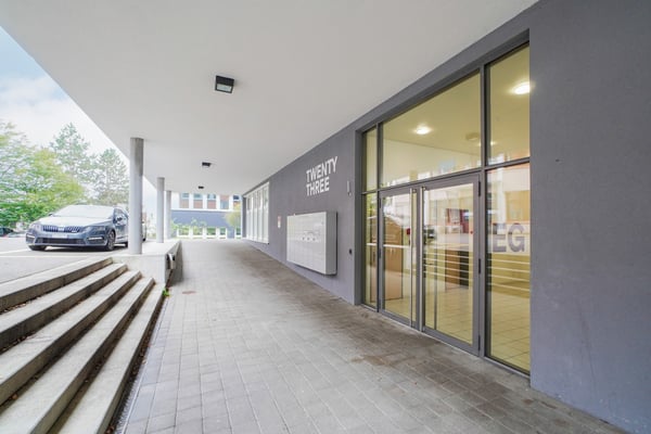 Bezugsbereites Büros in Dättwil 6