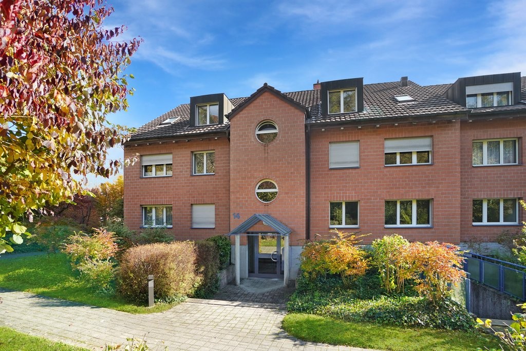 Bild Grosszügige Familienwohnung sucht neue Bewohner!