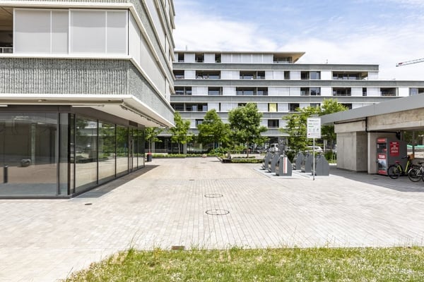 Quartier en pleine expansion, belle arcade de 62 m2, au gré du preneur 3