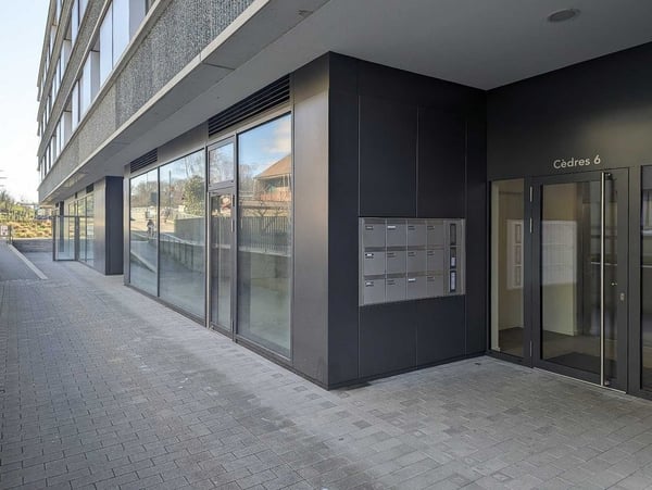 Quartier en pleine expansion, belle arcade de 62 m2, au gré du preneur 7