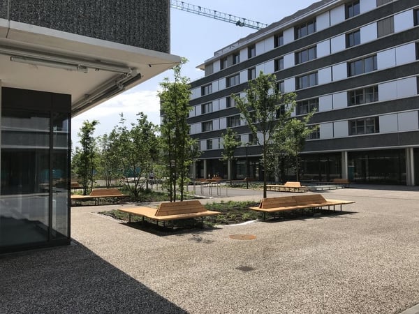 Quartier en pleine expansion, belle arcade de 9 m2, au gré du preneur 1