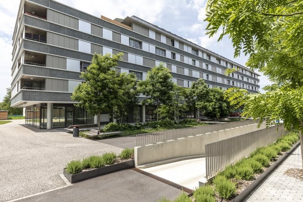 Quartier en pleine expansion, diverses arcades, au gré du preneur 3