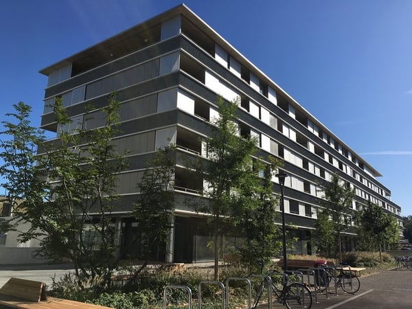 Quartier en pleine expansion, diverses arcades, au gré du preneur 5