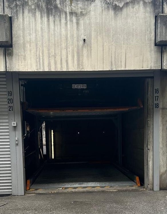 Cherchez vous un parking proche de la gare CFF? 4