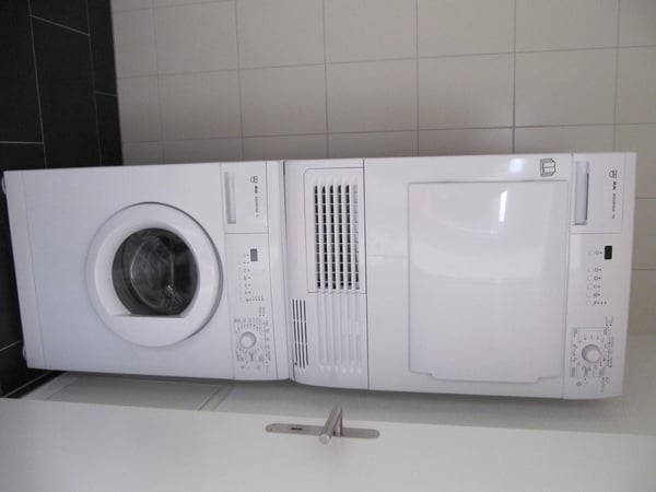 Charmante 1.5-Zimmer-Attikawohnung mit Aussicht über Biel 9