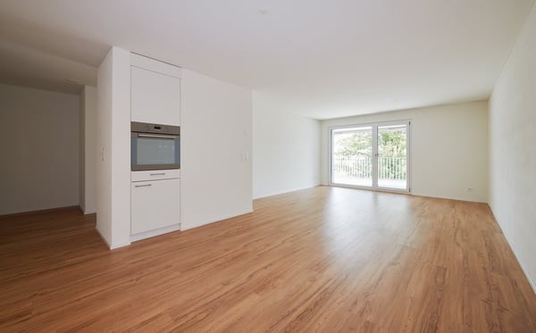 Schönes Zuhause im Grünen mit grossem Balkon! 3