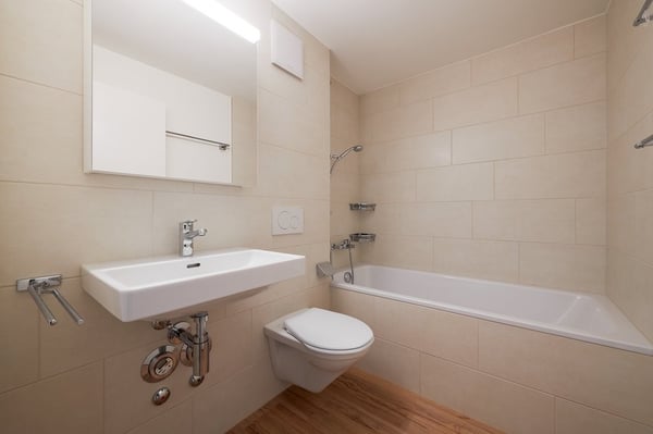 Schönes Zuhause im Grünen mit grossem Balkon! 4