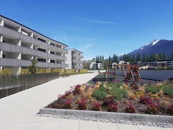 Cette place de parc extérieure n'attend plus que vous 1