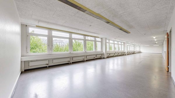 Votre nouveau bureau proche de la gare 8