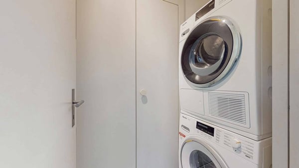 Grosszügige 3.5-Zimmer-Wohnung 9