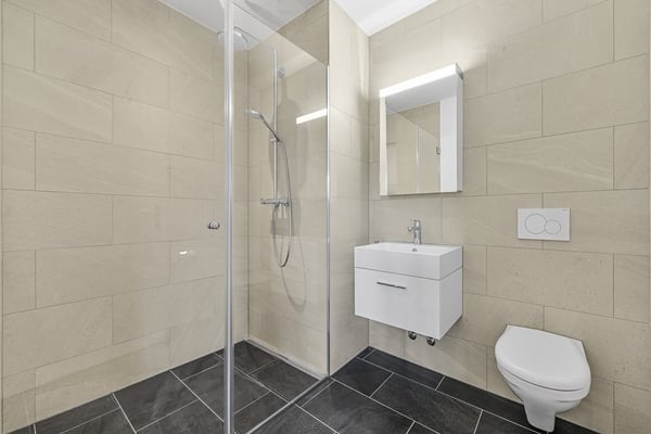 Moderne 3.5 Zimmerwohnung mit Loggia 7