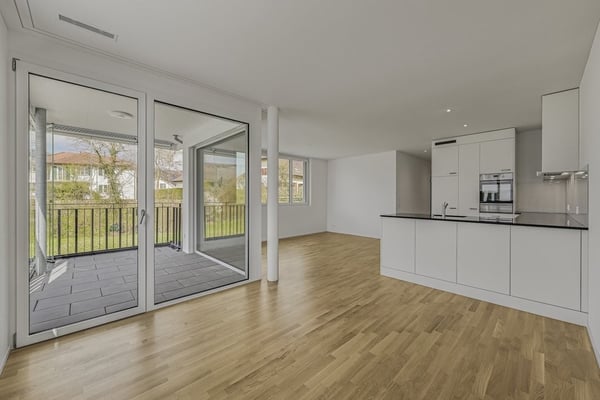 Moderne 3.5 Zimmerwohnung mit Loggia 4