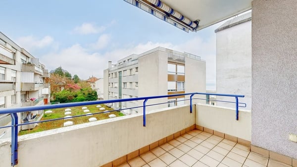 Appartement 2.5 pièces au 4ème étage avec ascenseur 4
